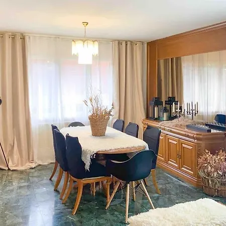 Holiday home Tipica Casa Andorrana En L By Bonesvacances